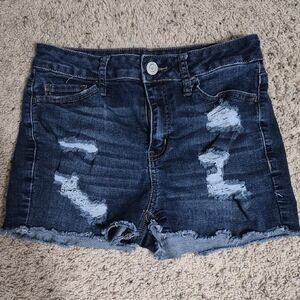 SO Women's Distressed Jean Shorts - Dark Blue Size 7/28W
